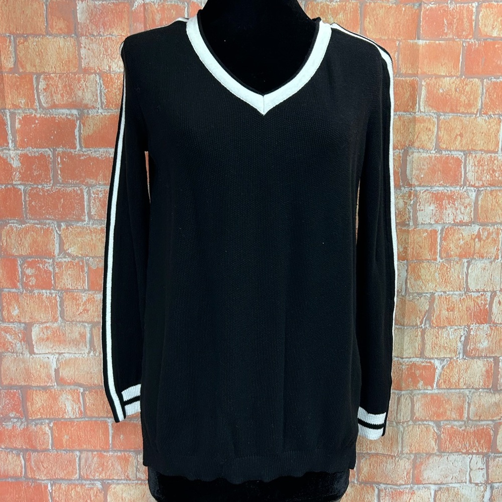 Peace‎ of Cloth V-Neck Colorblock Sweater